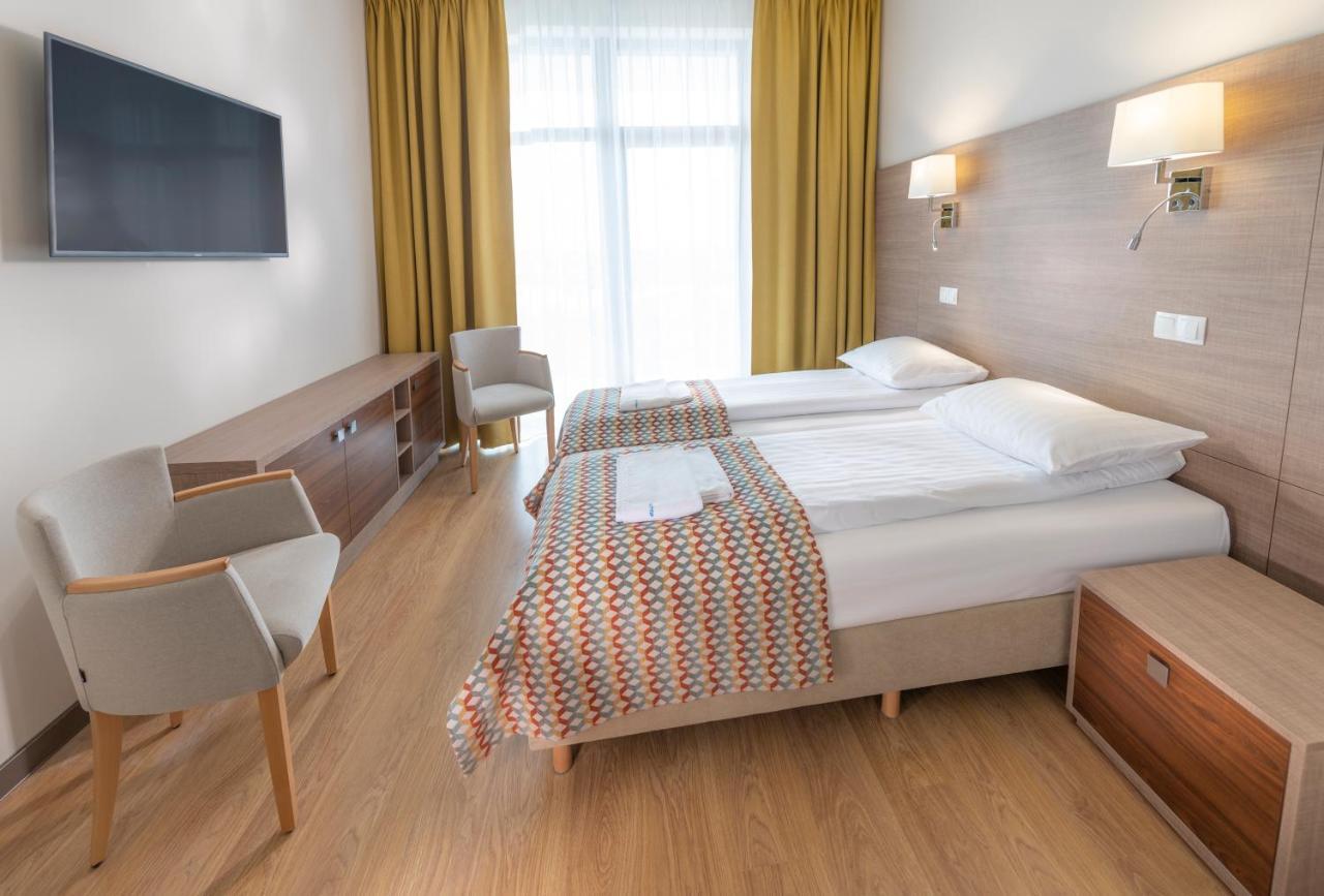 Hotel Olymp IV à Kołobrzeg Extérieur photo